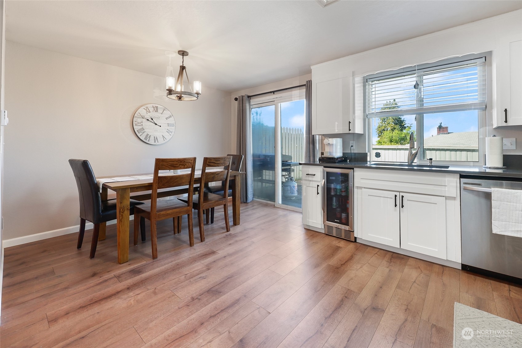 2615 Mountain View Avenue W #A-8