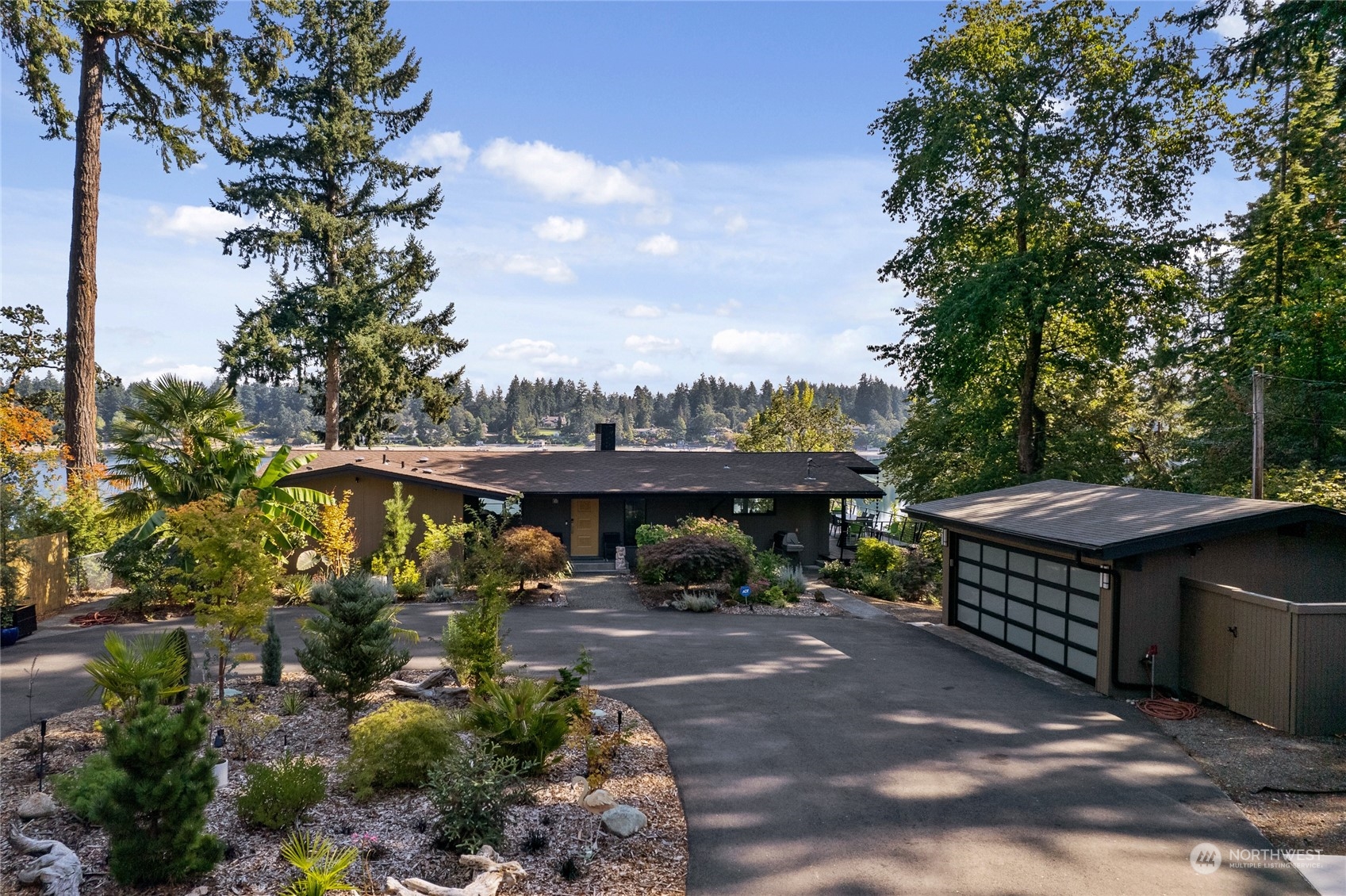 12115 Gravelly Lake Drive SW