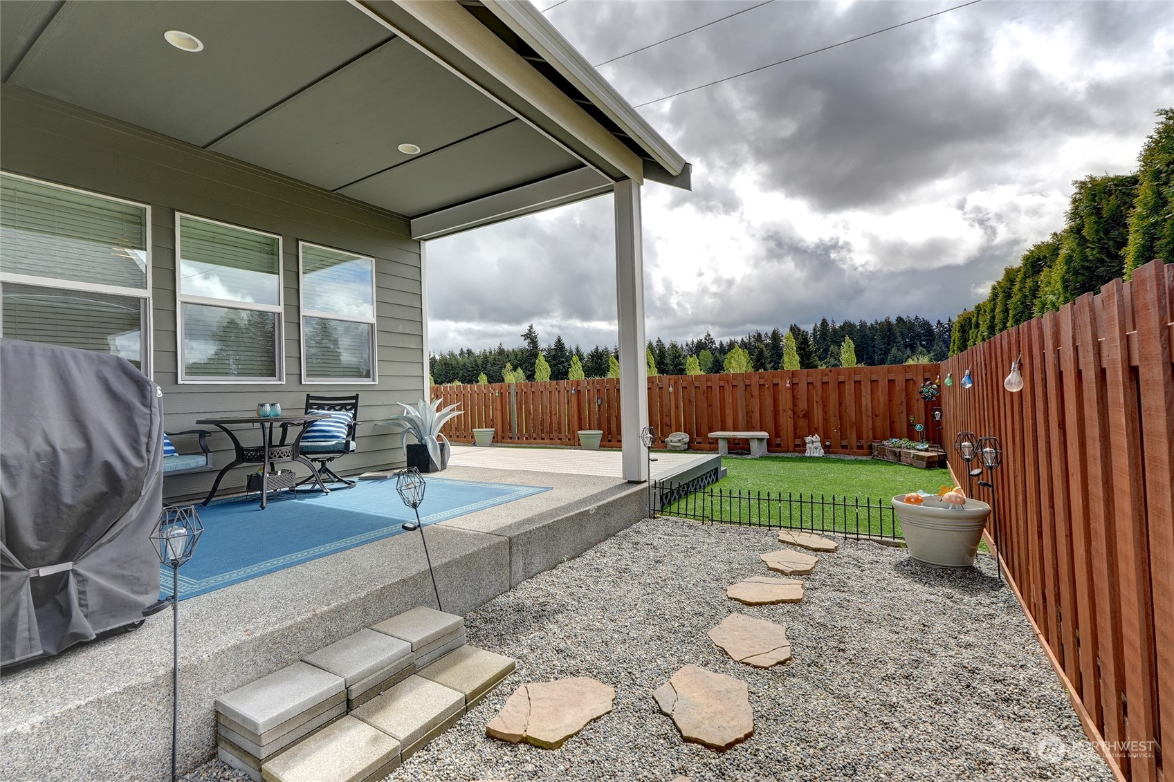 3806 Eagledale Court SE