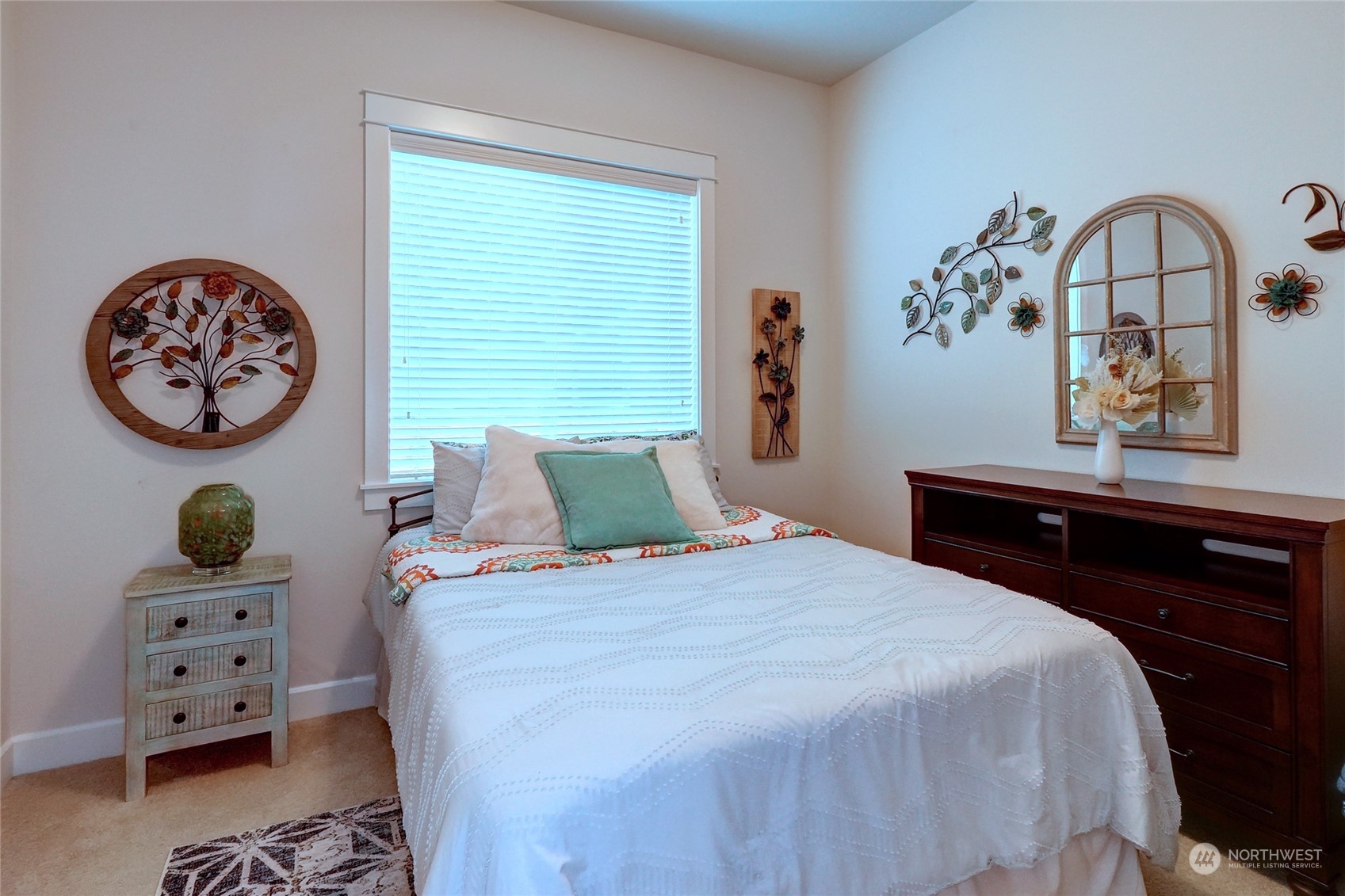 3806 Eagledale Court SE