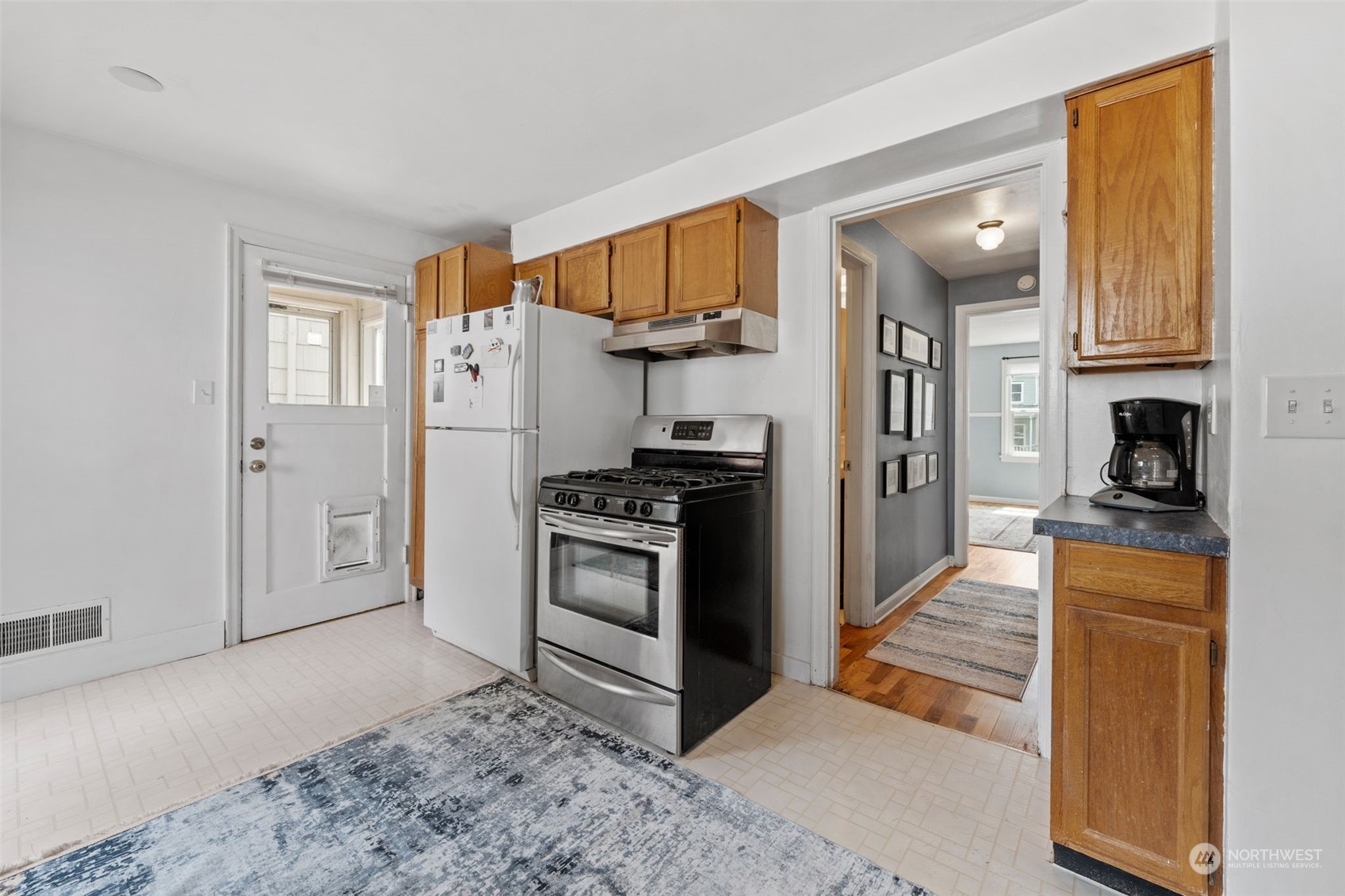 3401 N Madison