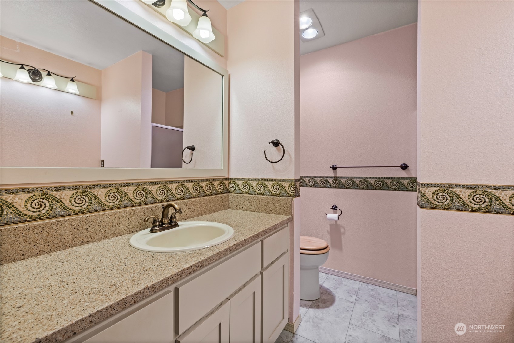 1311 N Highlands Parkway #6