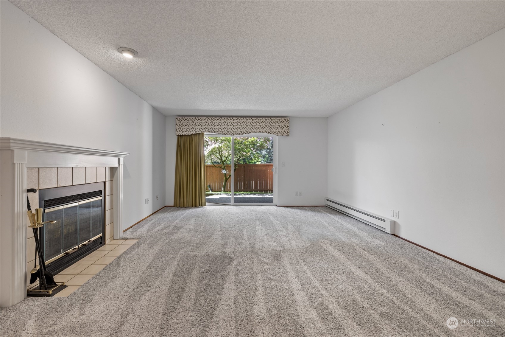 1311 N Highlands Parkway #6