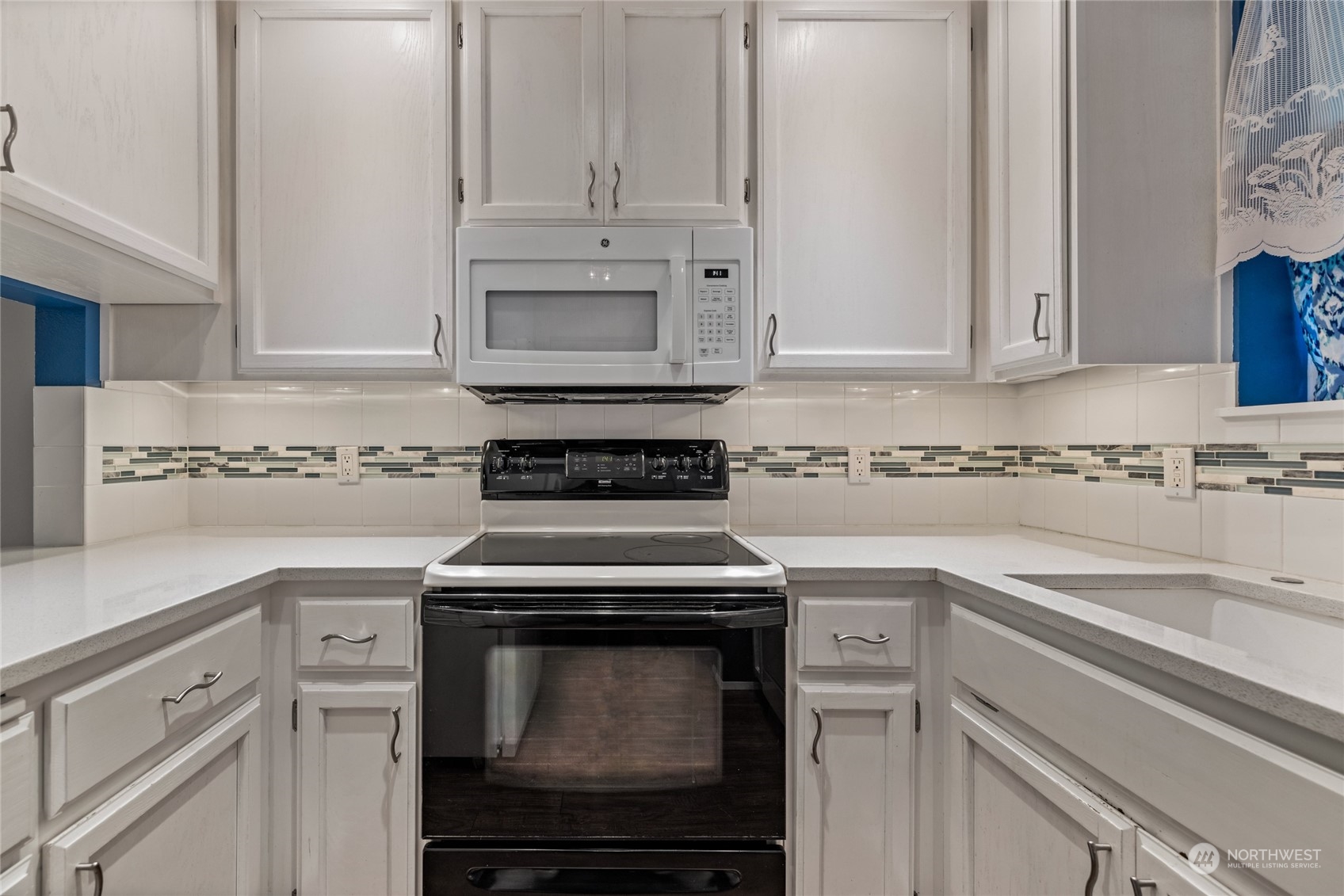 1311 N Highlands Parkway #6