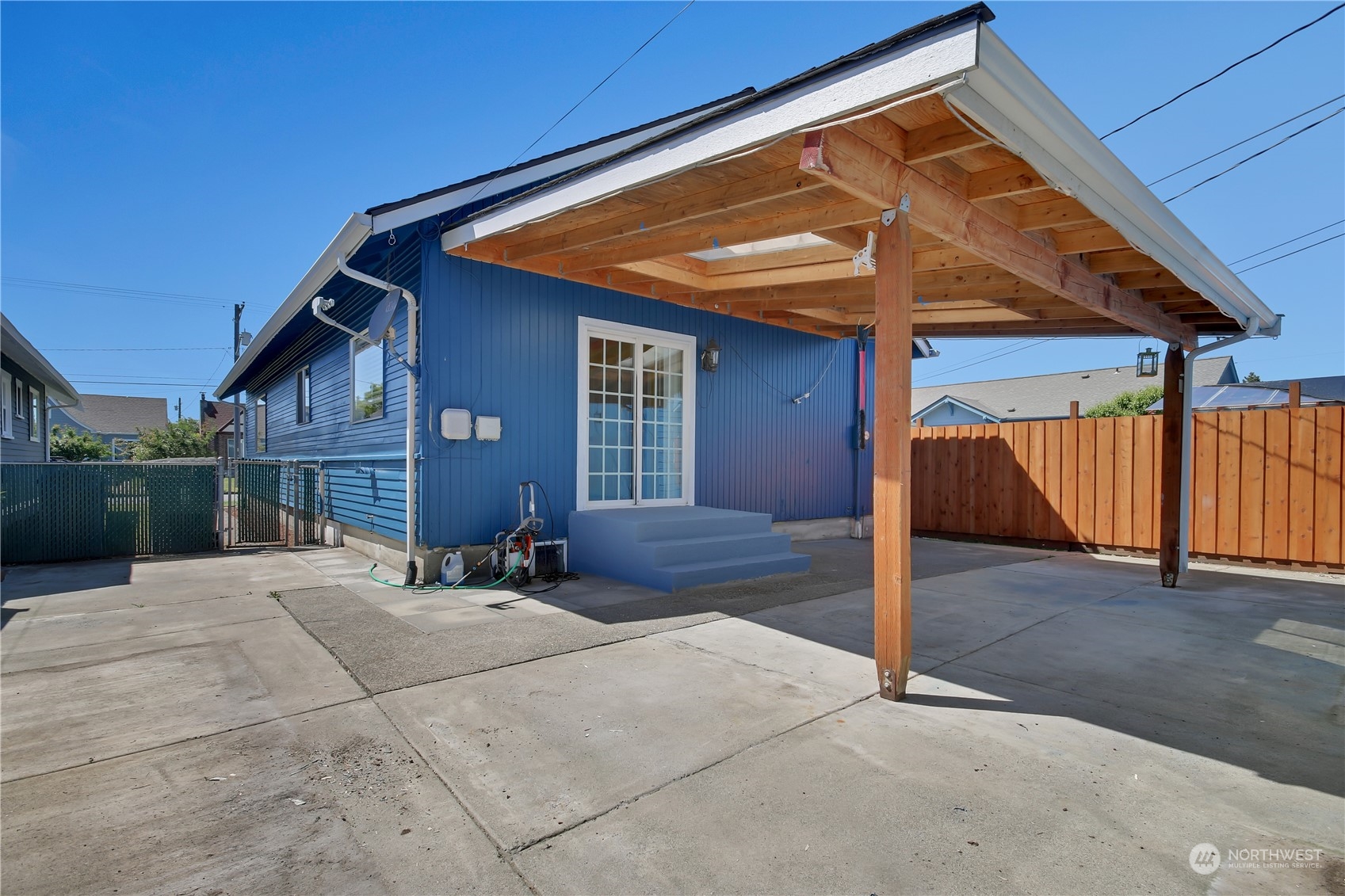 6239 S Warner Street