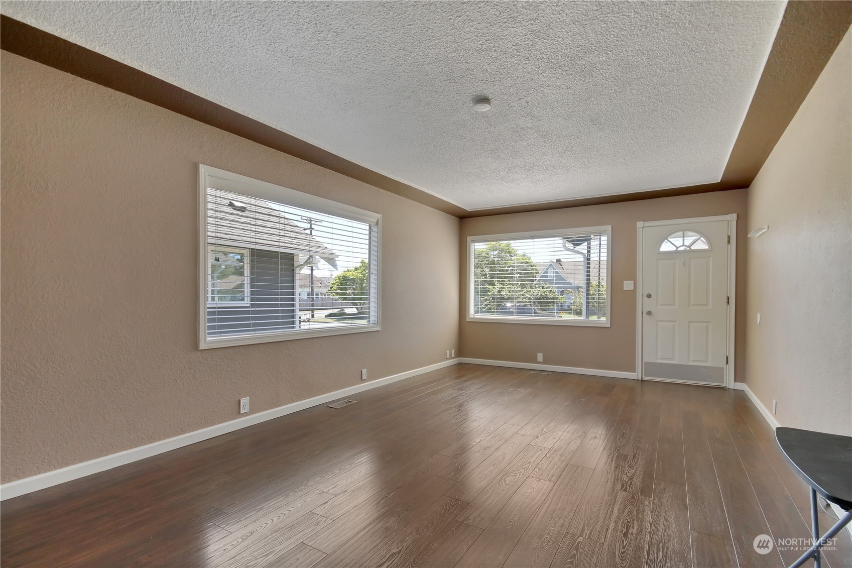 6239 S Warner Street