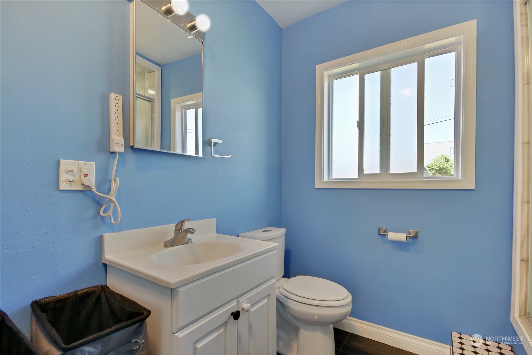 6239 S Warner Street