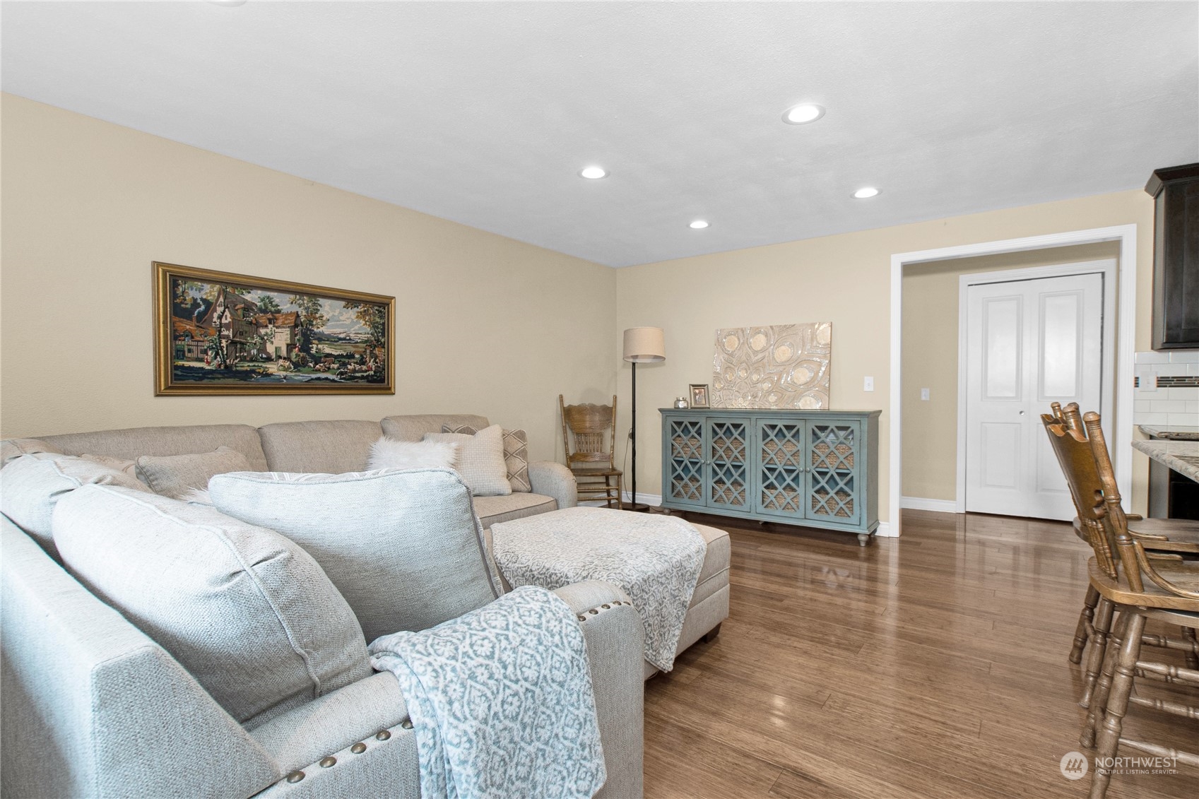 3922 Hillview Court NW, -4010