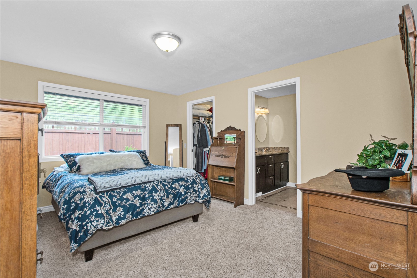 3922 Hillview Court NW, -4010