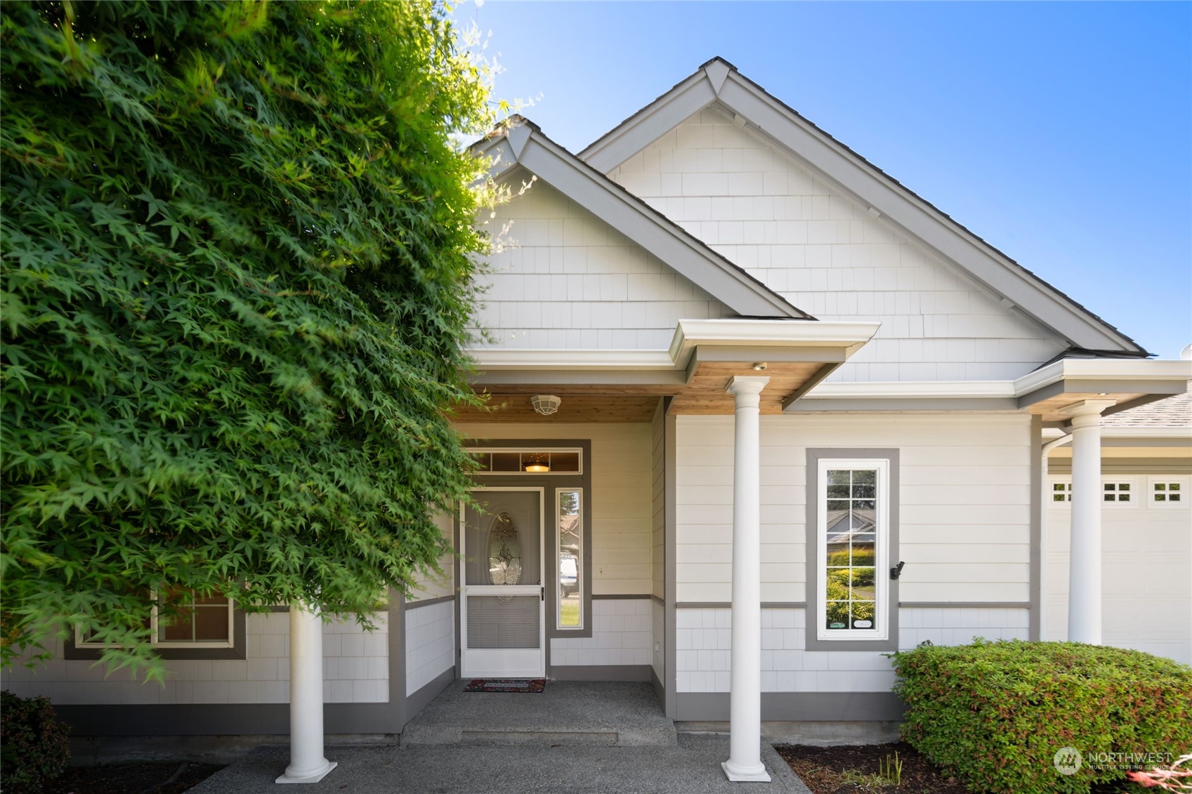 2212 33rd Avenue Ct SW