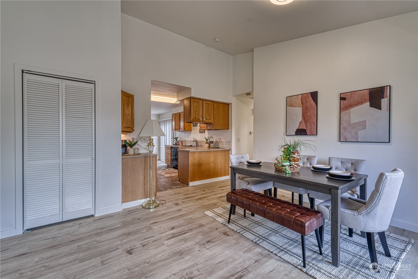 2215 N Ferdinand Street