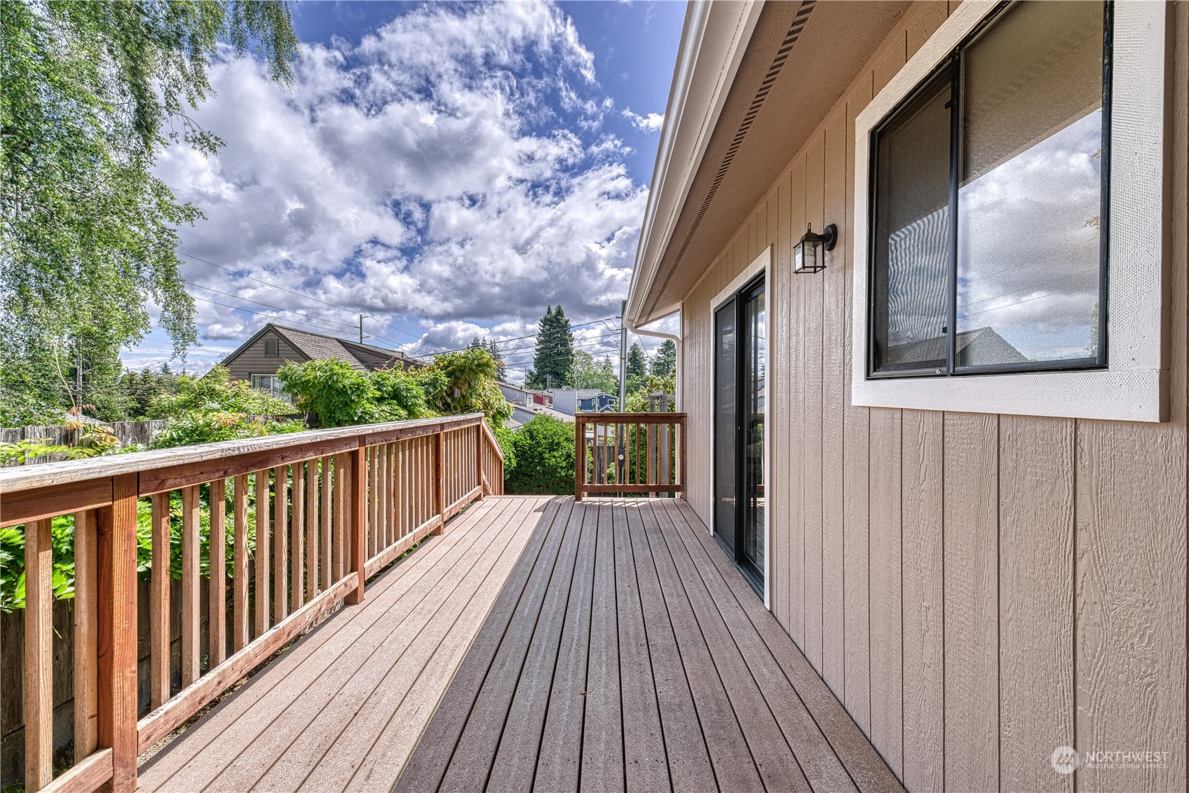 2215 N Ferdinand Street