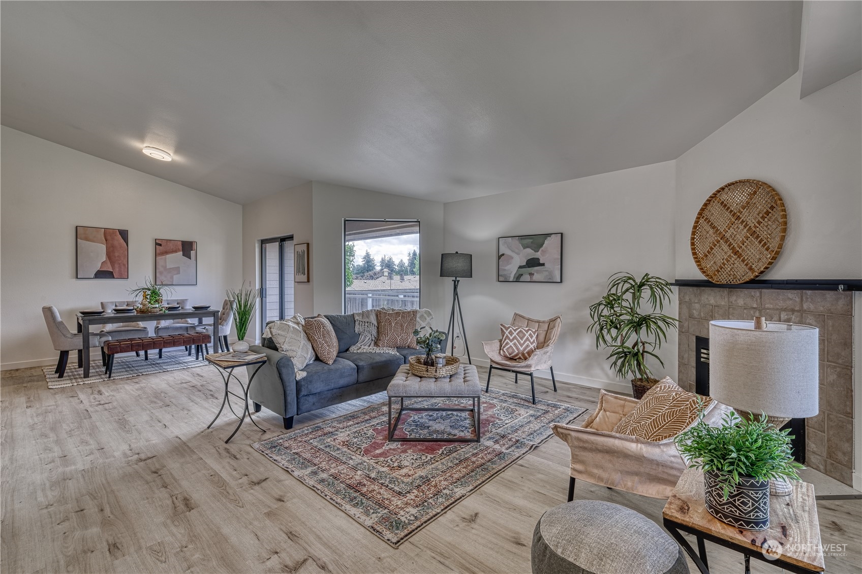 2215 N Ferdinand Street