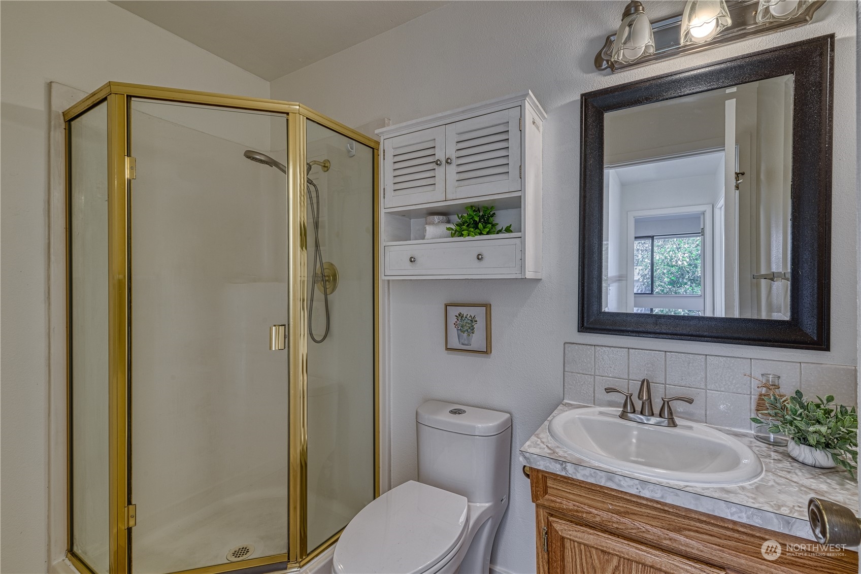 2215 N Ferdinand Street