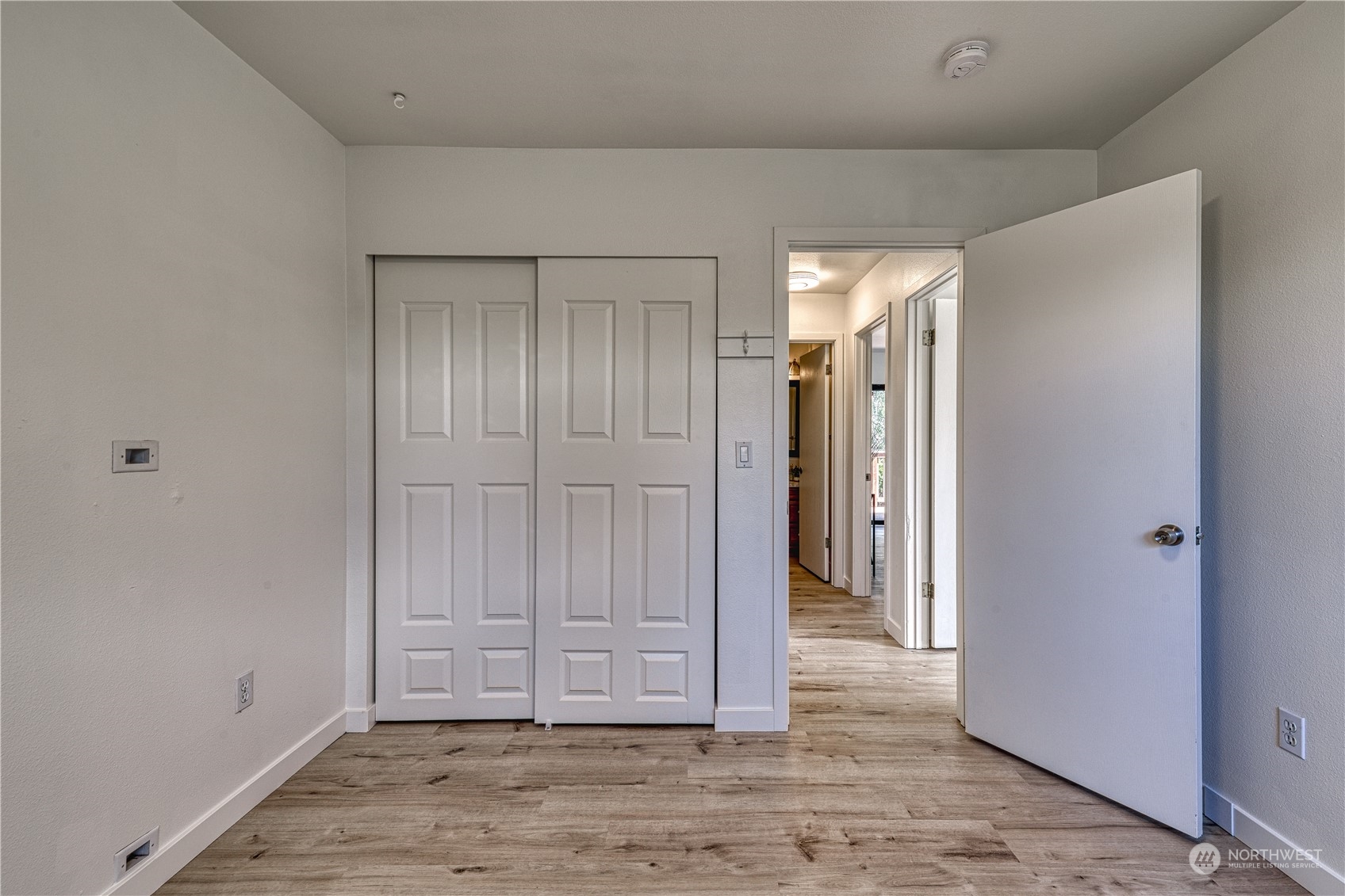 2215 N Ferdinand Street