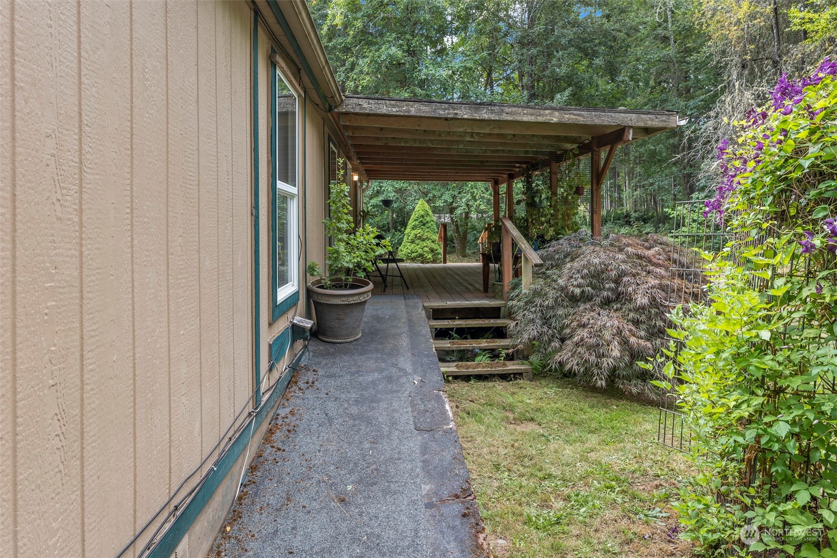 7973 Ebbert Drive SE