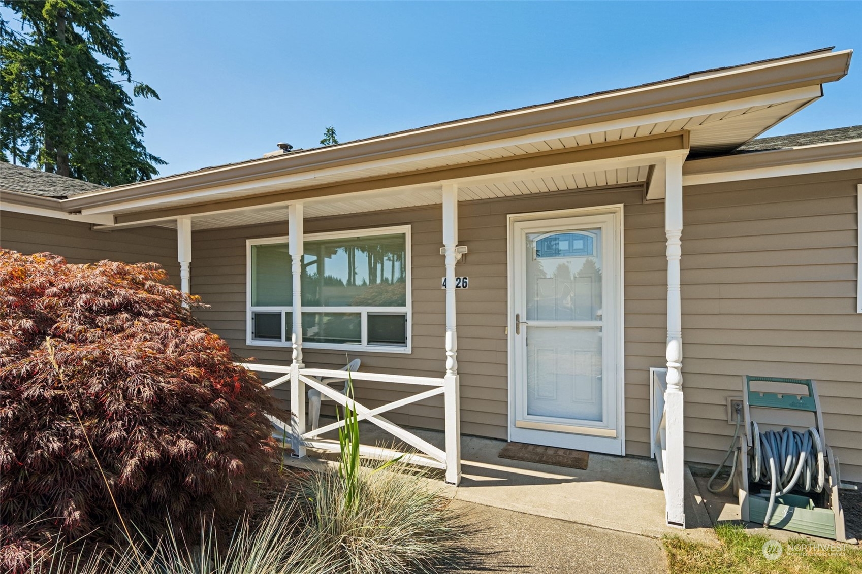 4226 Tarawa Place NE