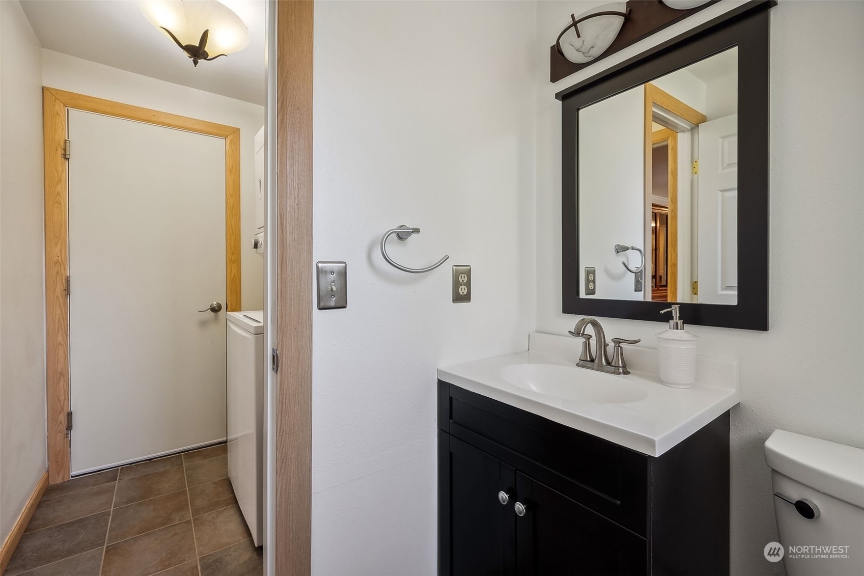 4226 Tarawa Place NE