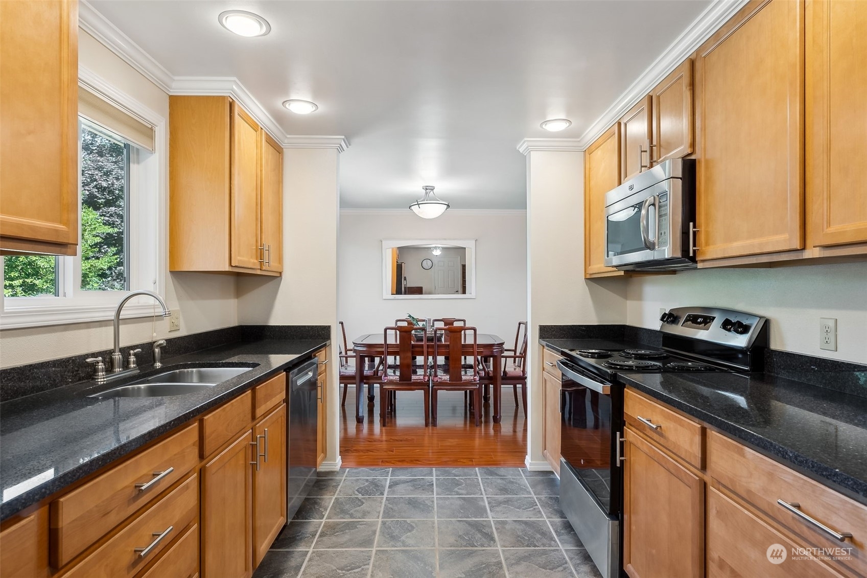 4226 Tarawa Place NE