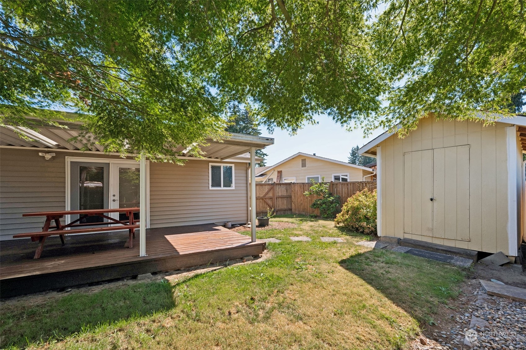 4226 Tarawa Place NE