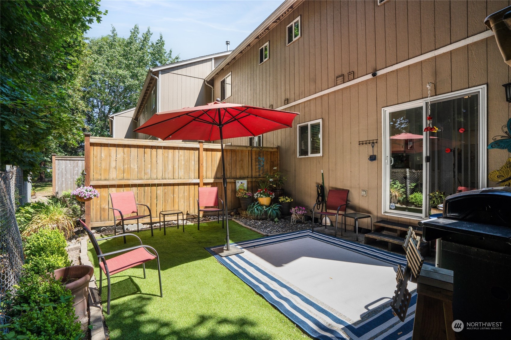 1222 7th Street SE #F