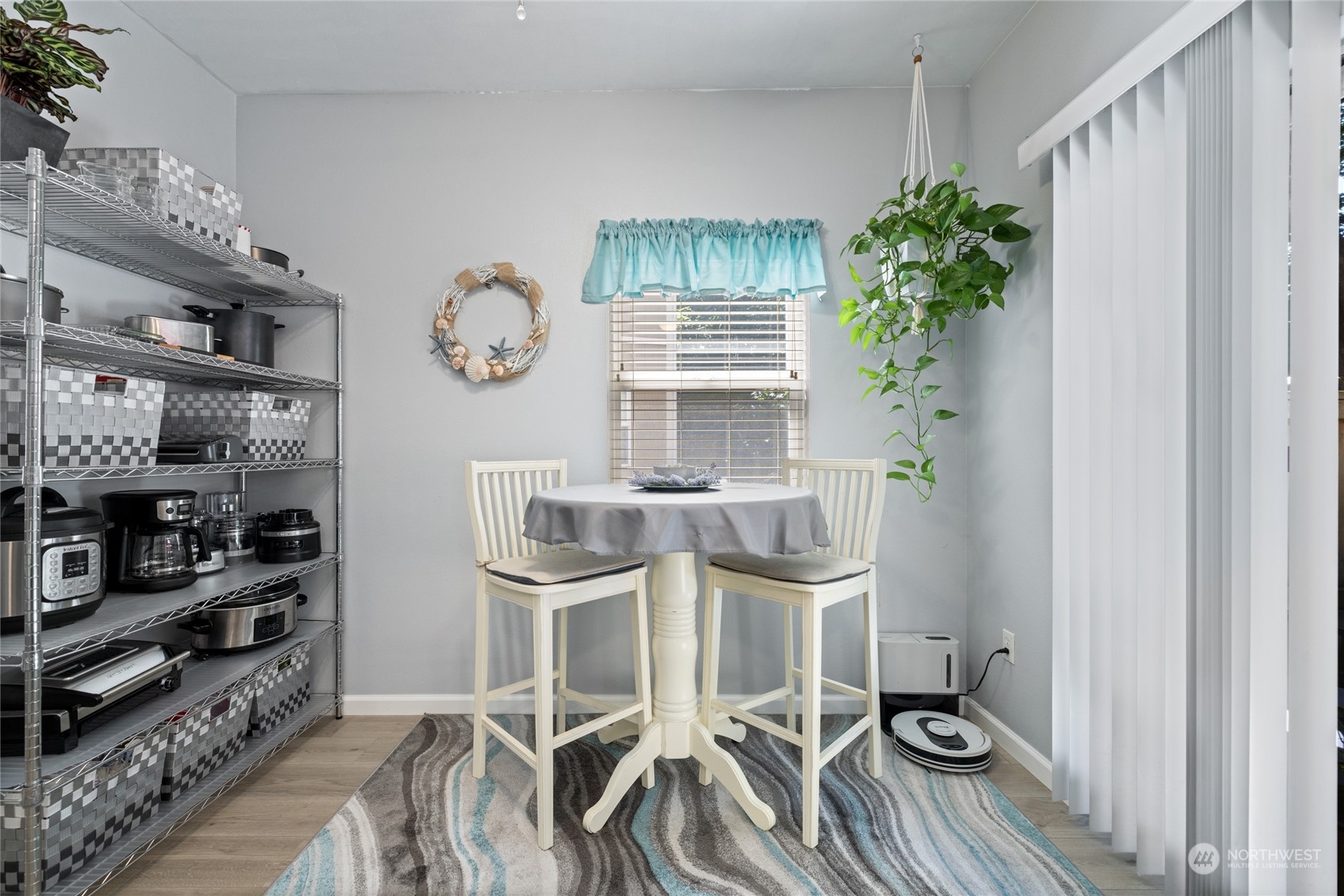 1222 7th Street SE #F