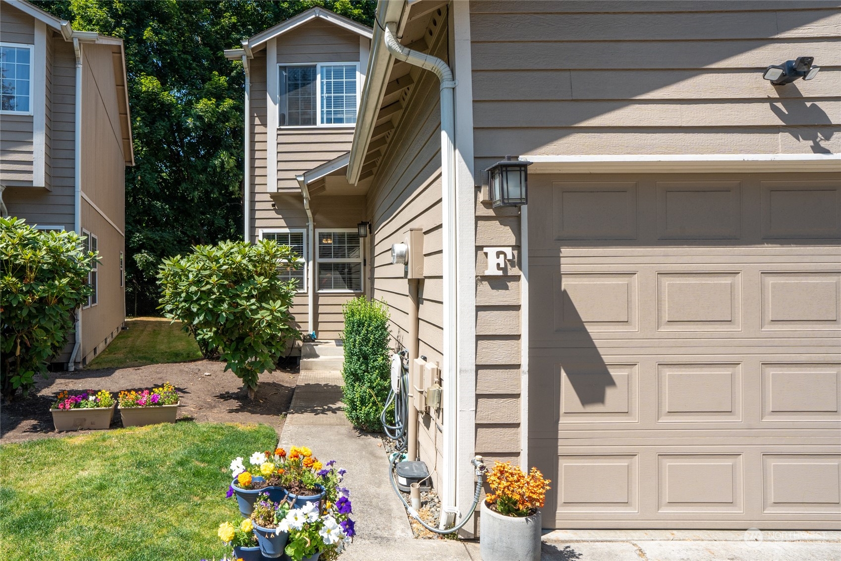 1222 7th Street SE #F