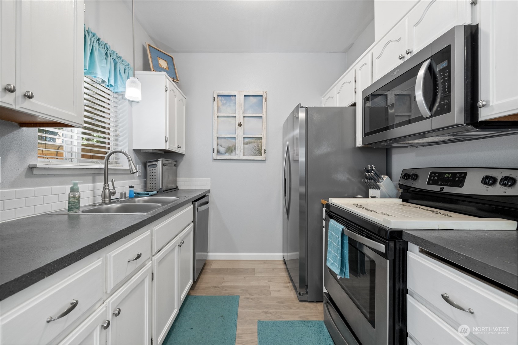 1222 7th Street SE #F