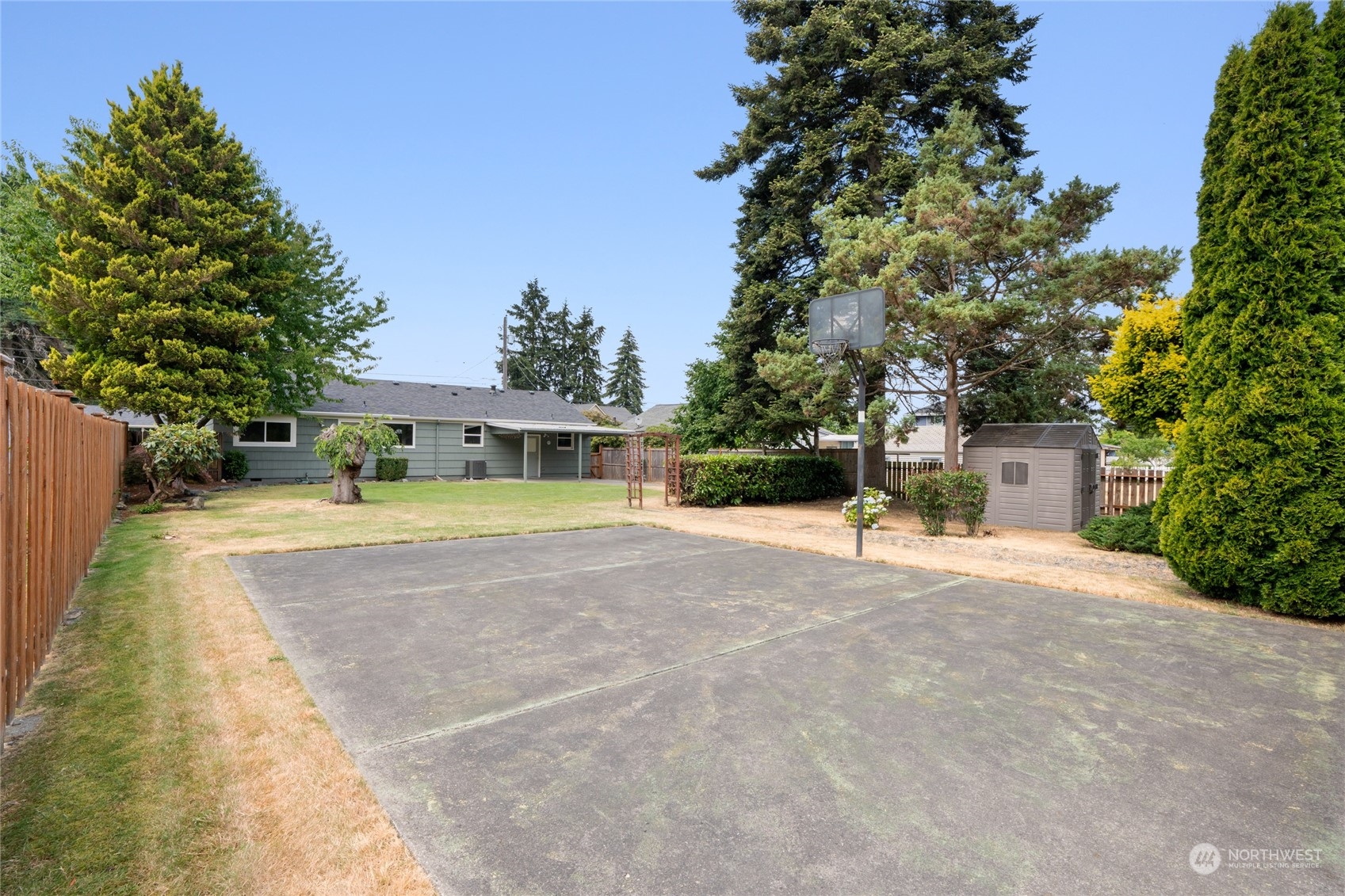 2401 78th Avenue W
