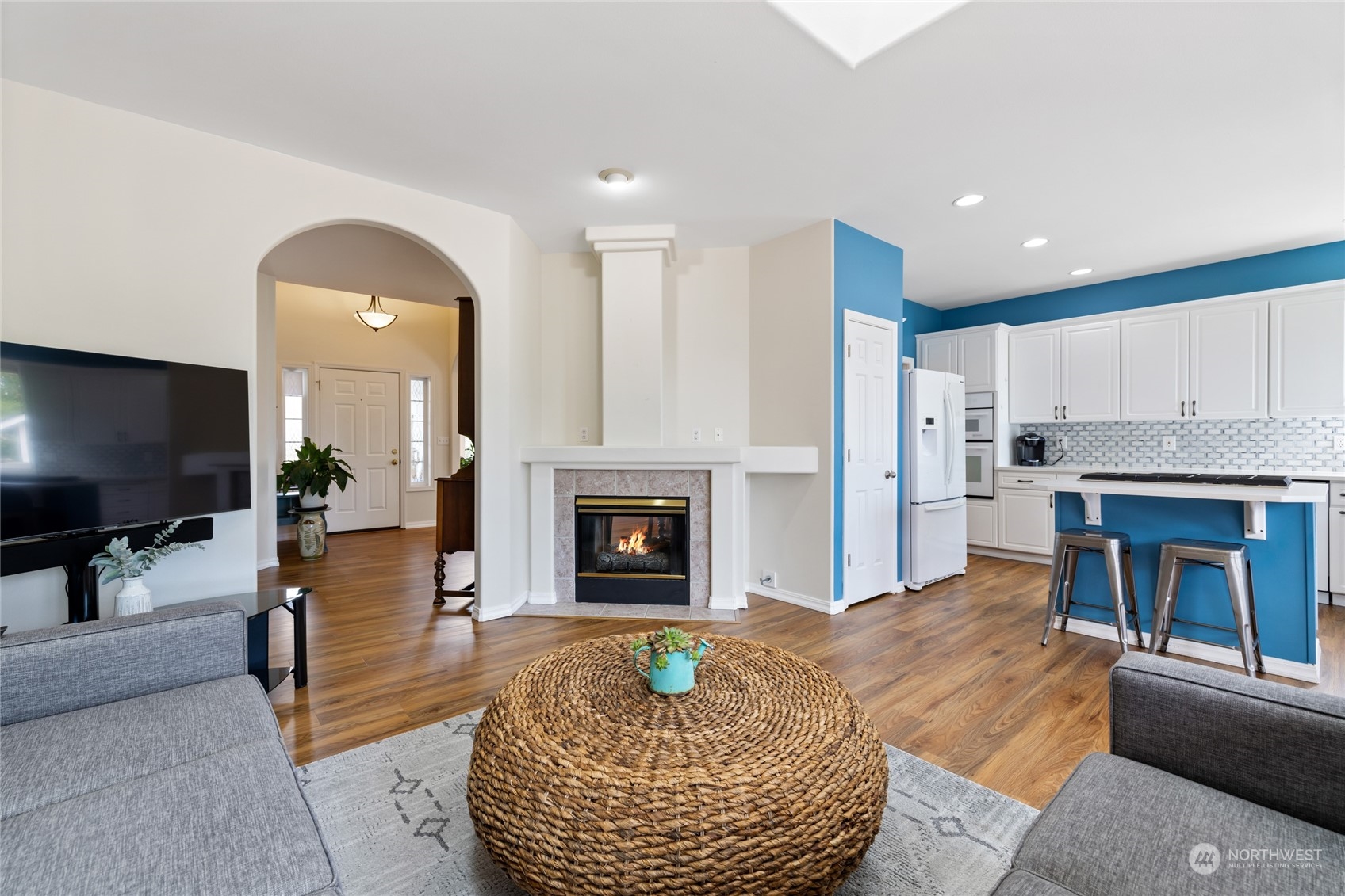 2727 Sutherland Place