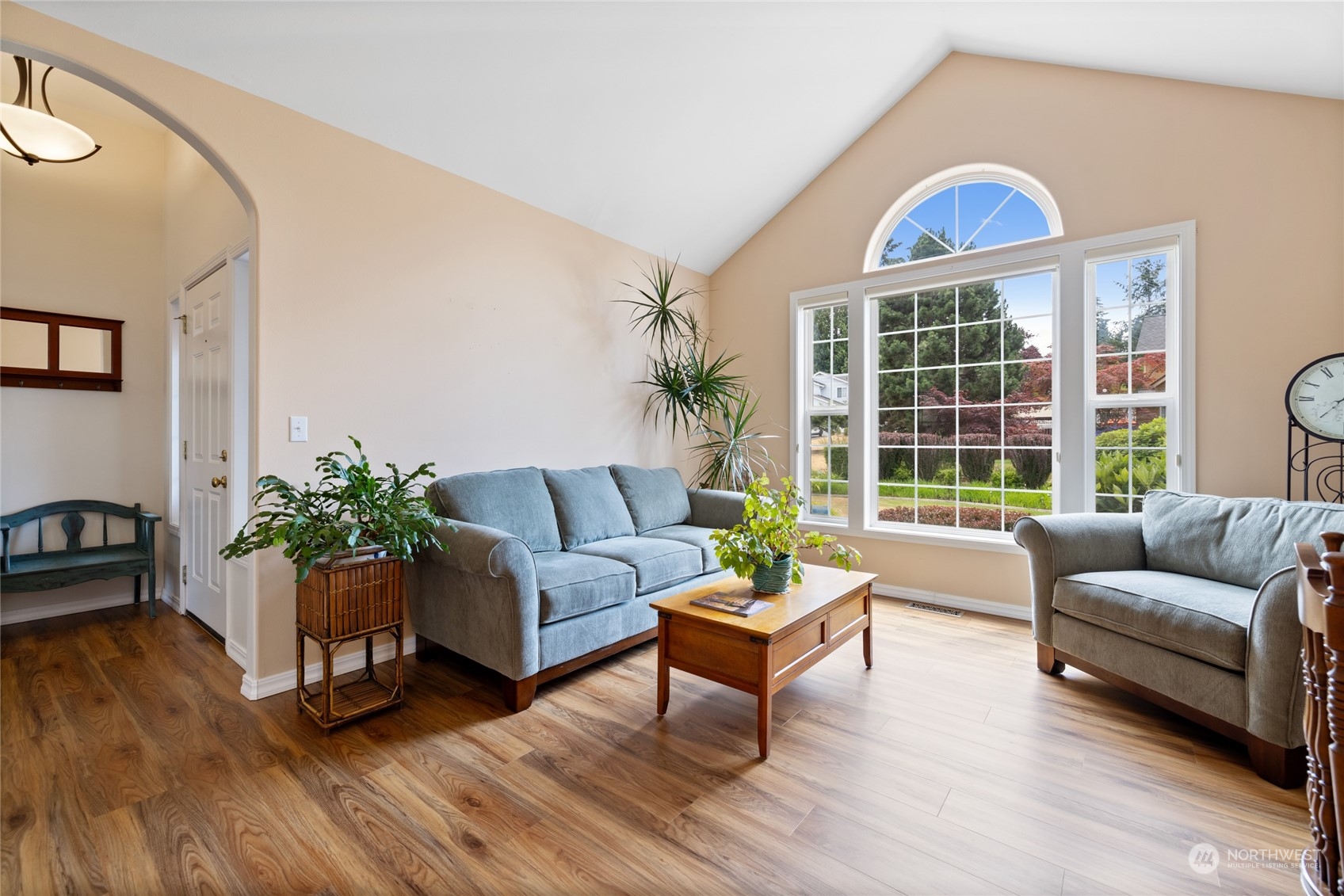 2727 Sutherland Place