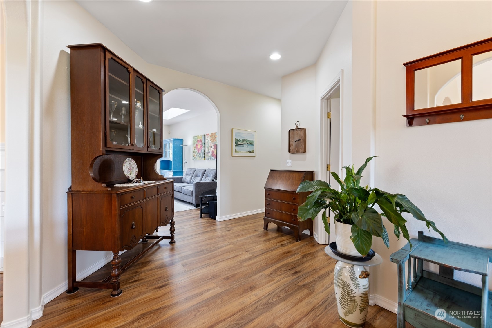 2727 Sutherland Place