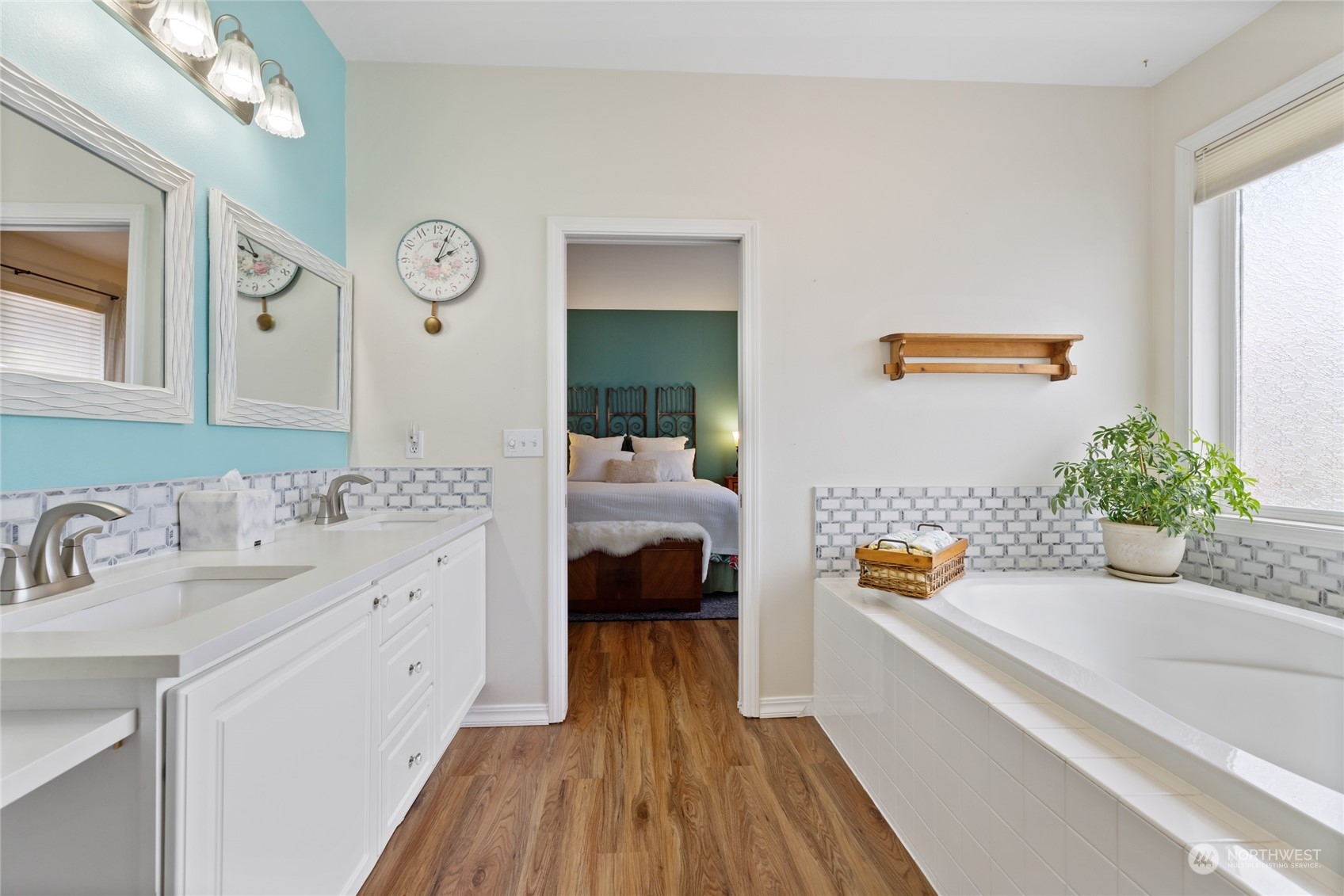 2727 Sutherland Place