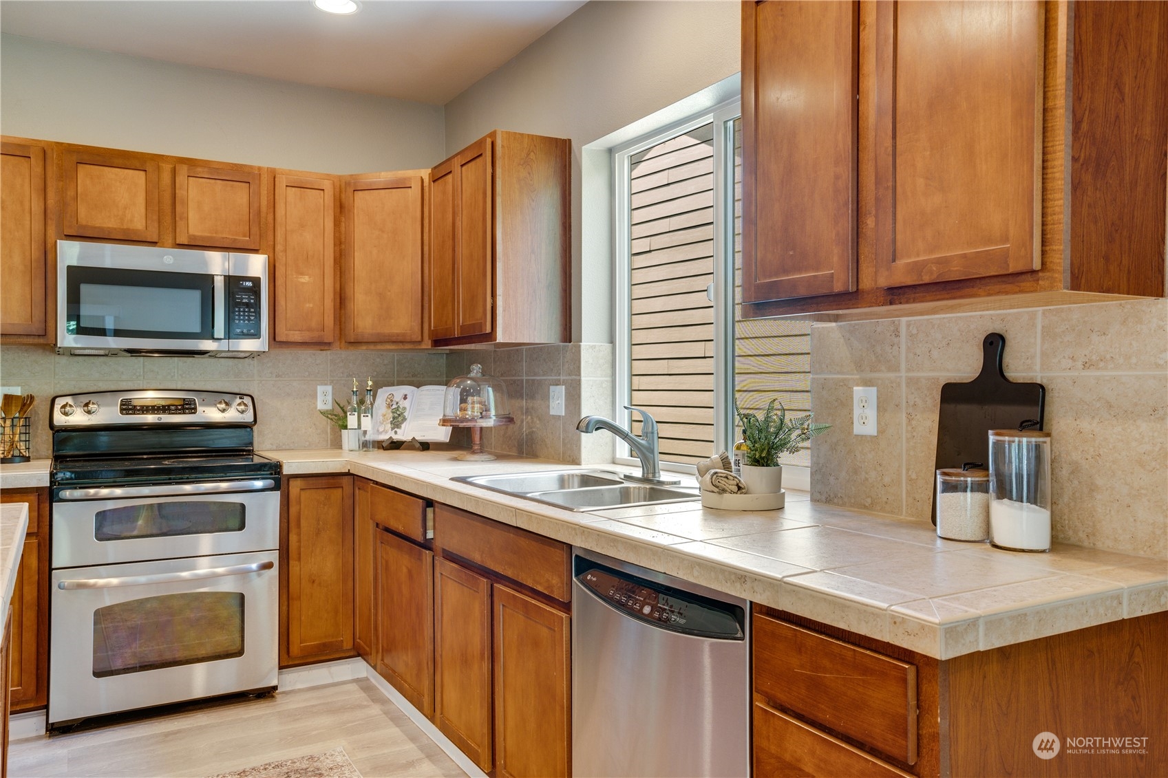 3726 Cooper Crest Drive NW