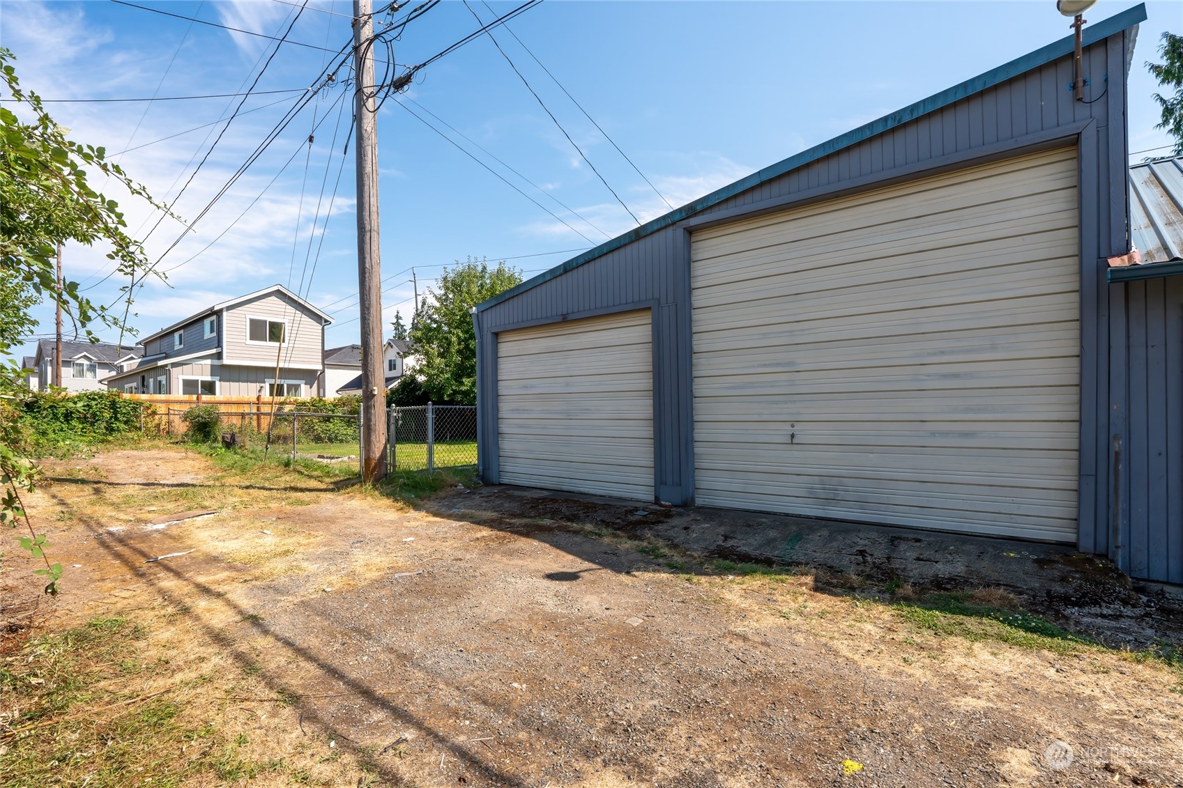 1319 E 65th Street