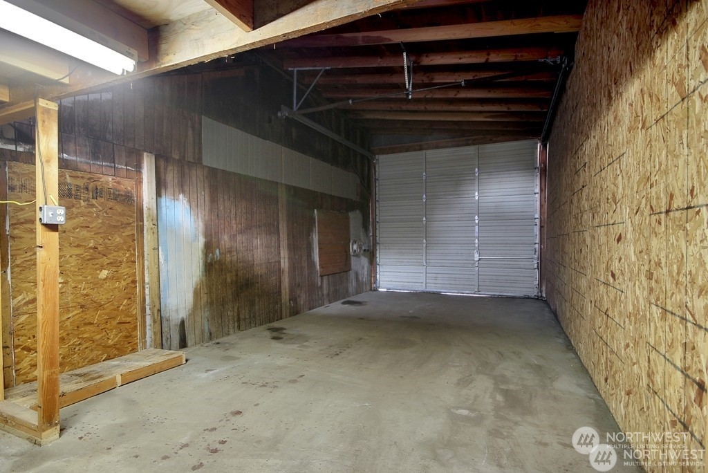 1319 E 65th Street