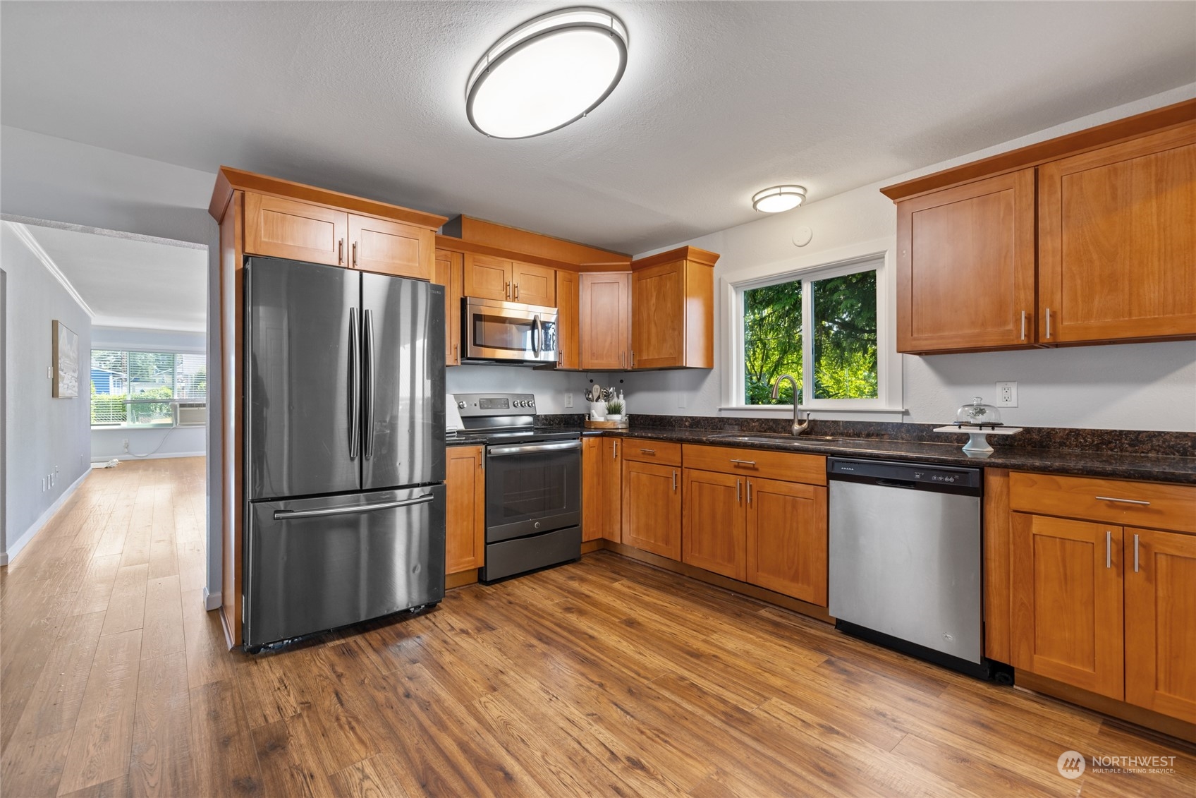 1319 E 65th Street