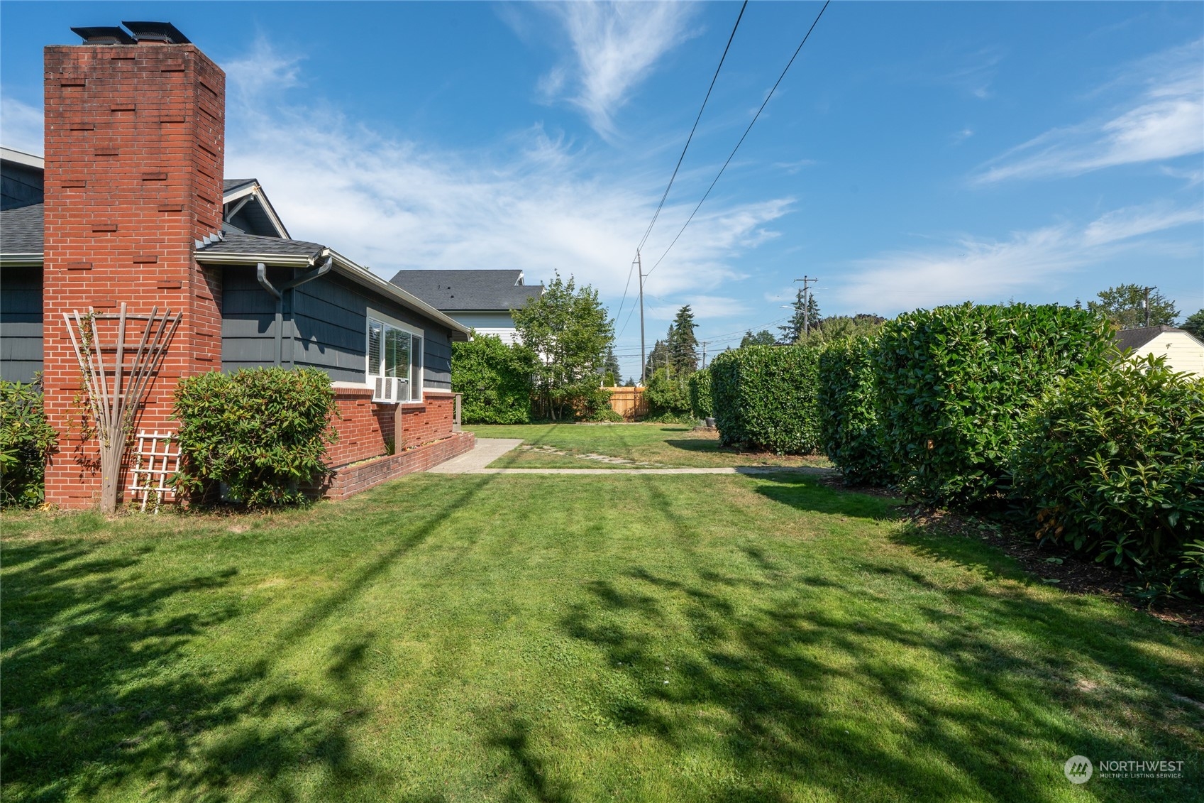1319 E 65th Street