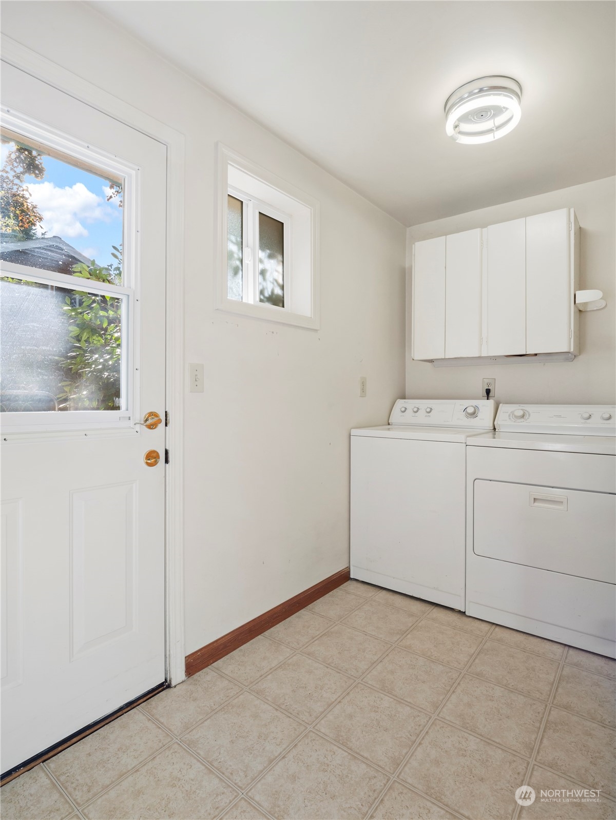 5250 Hansberry Street NW