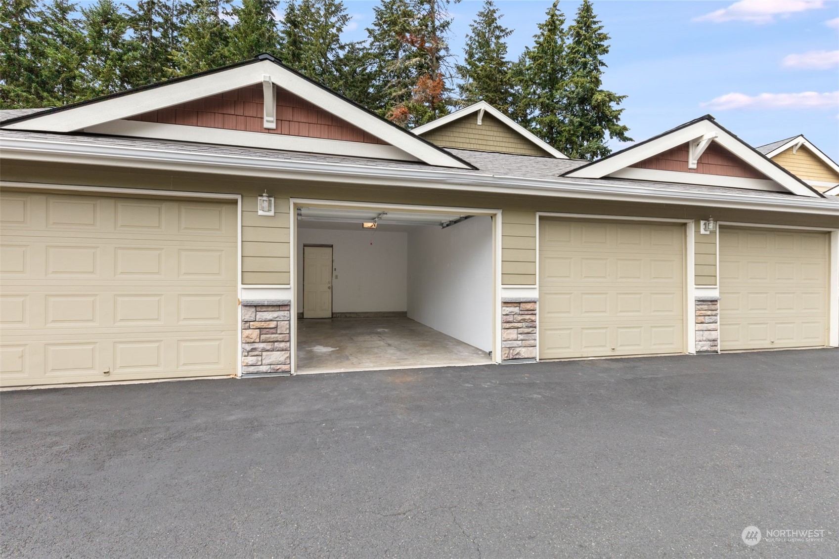 12010 113th Avenue Ct E #22