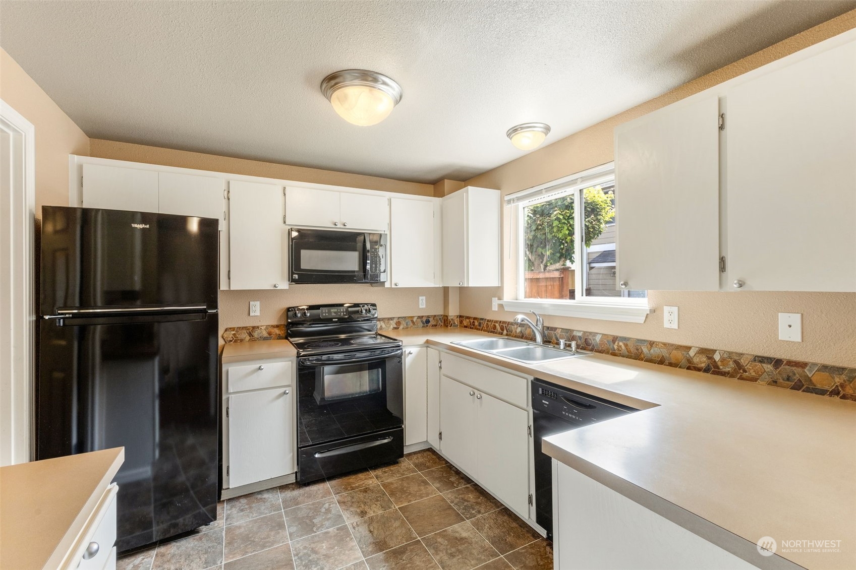 12010 113th Avenue Ct E #22