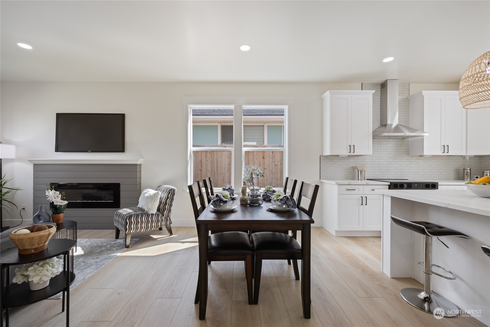 1838 E Morton Street