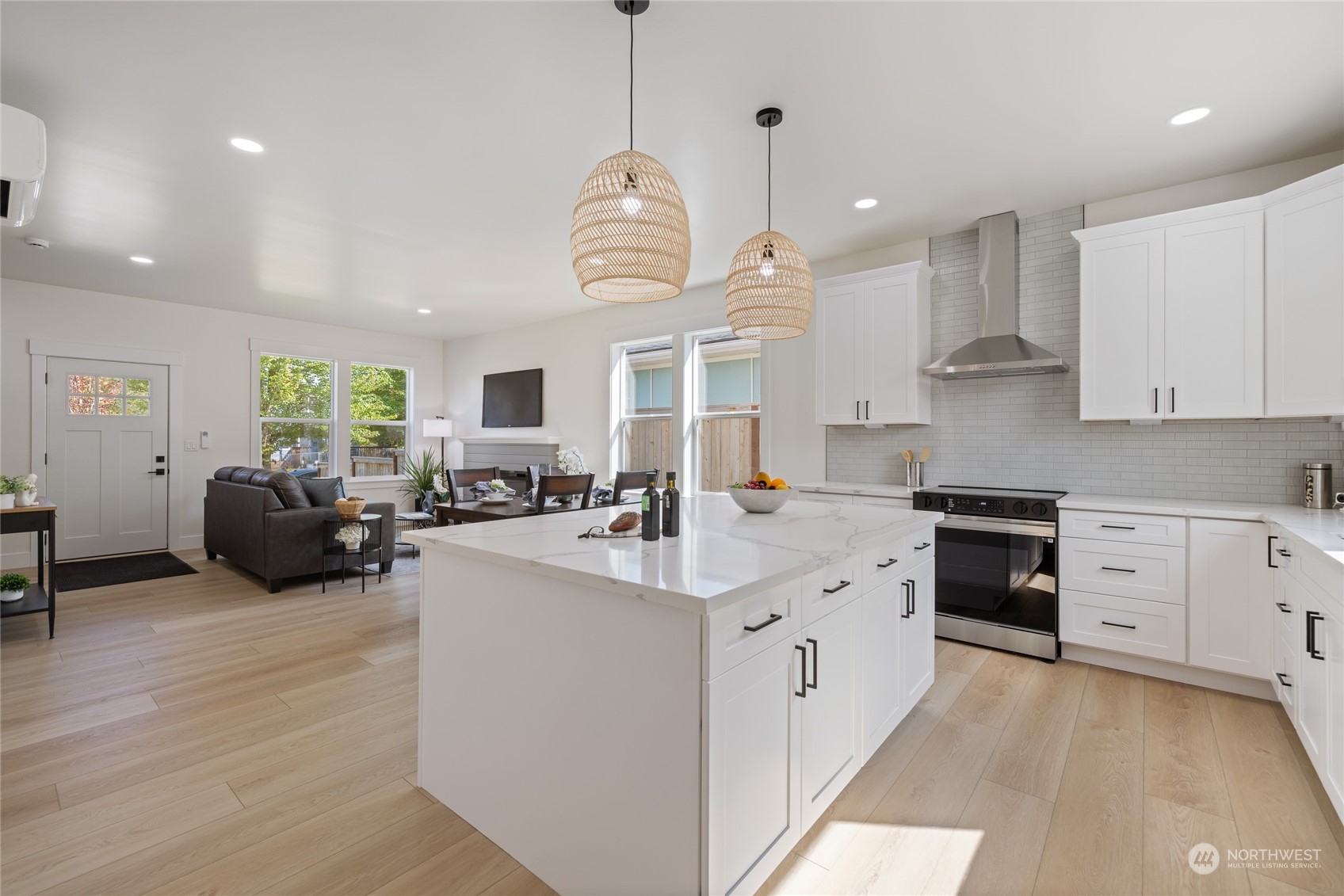 1838 E Morton Street