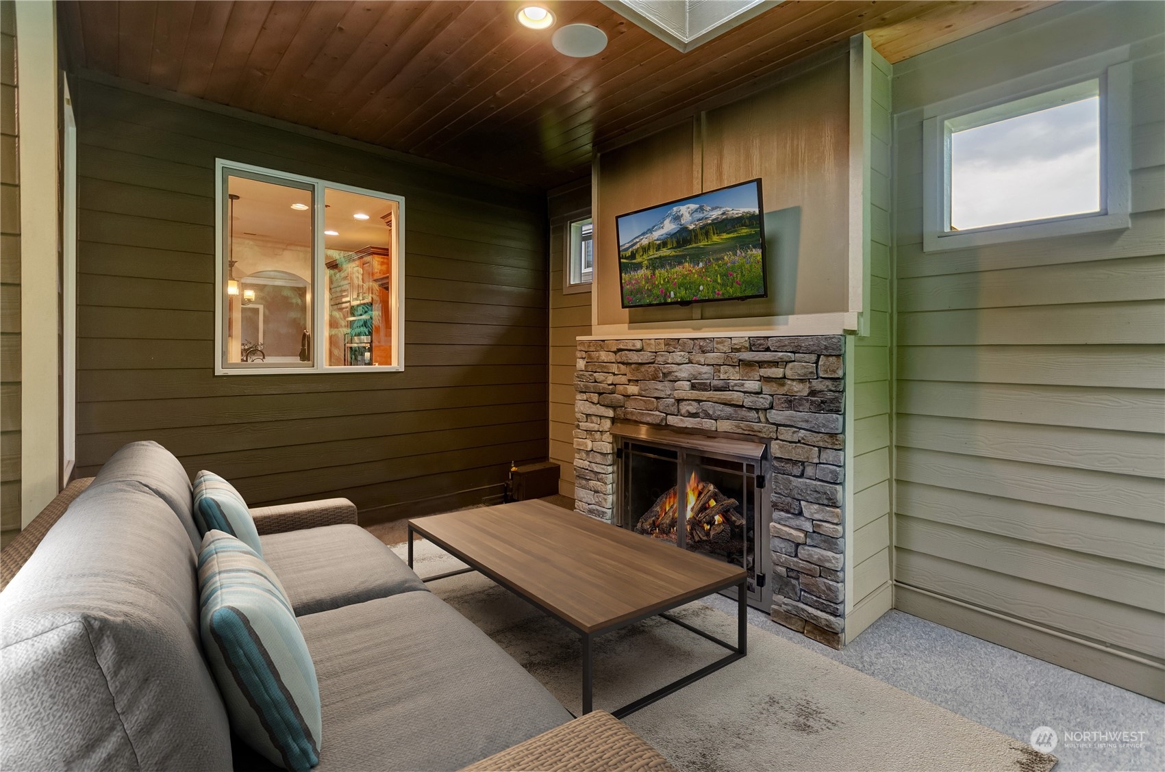 6028 213th Avenue Ct E