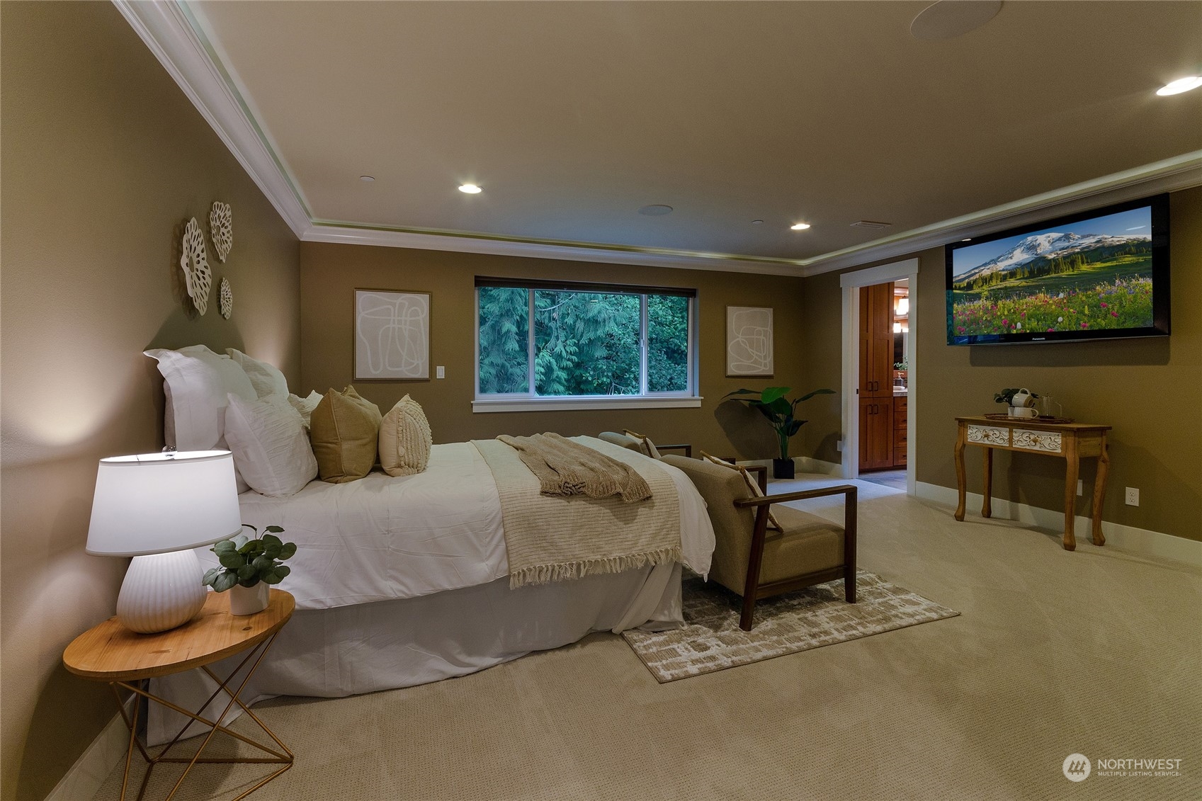 6028 213th Avenue Ct E