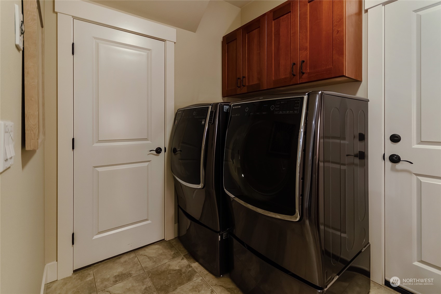 6028 213th Avenue Ct E