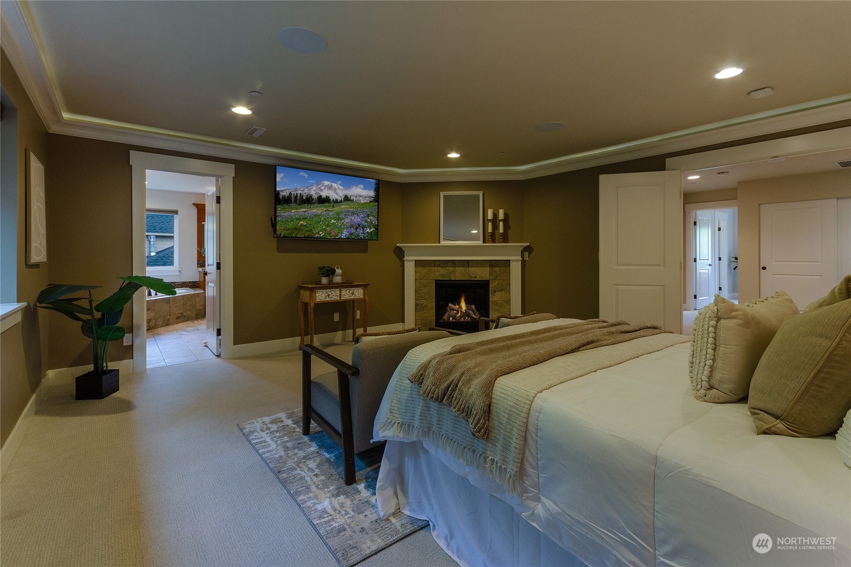 6028 213th Avenue Ct E