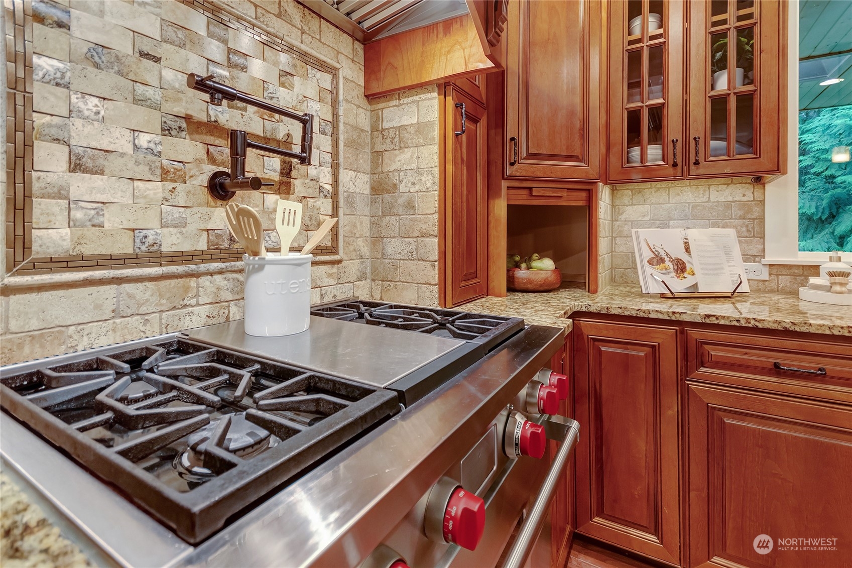 6028 213th Avenue Ct E