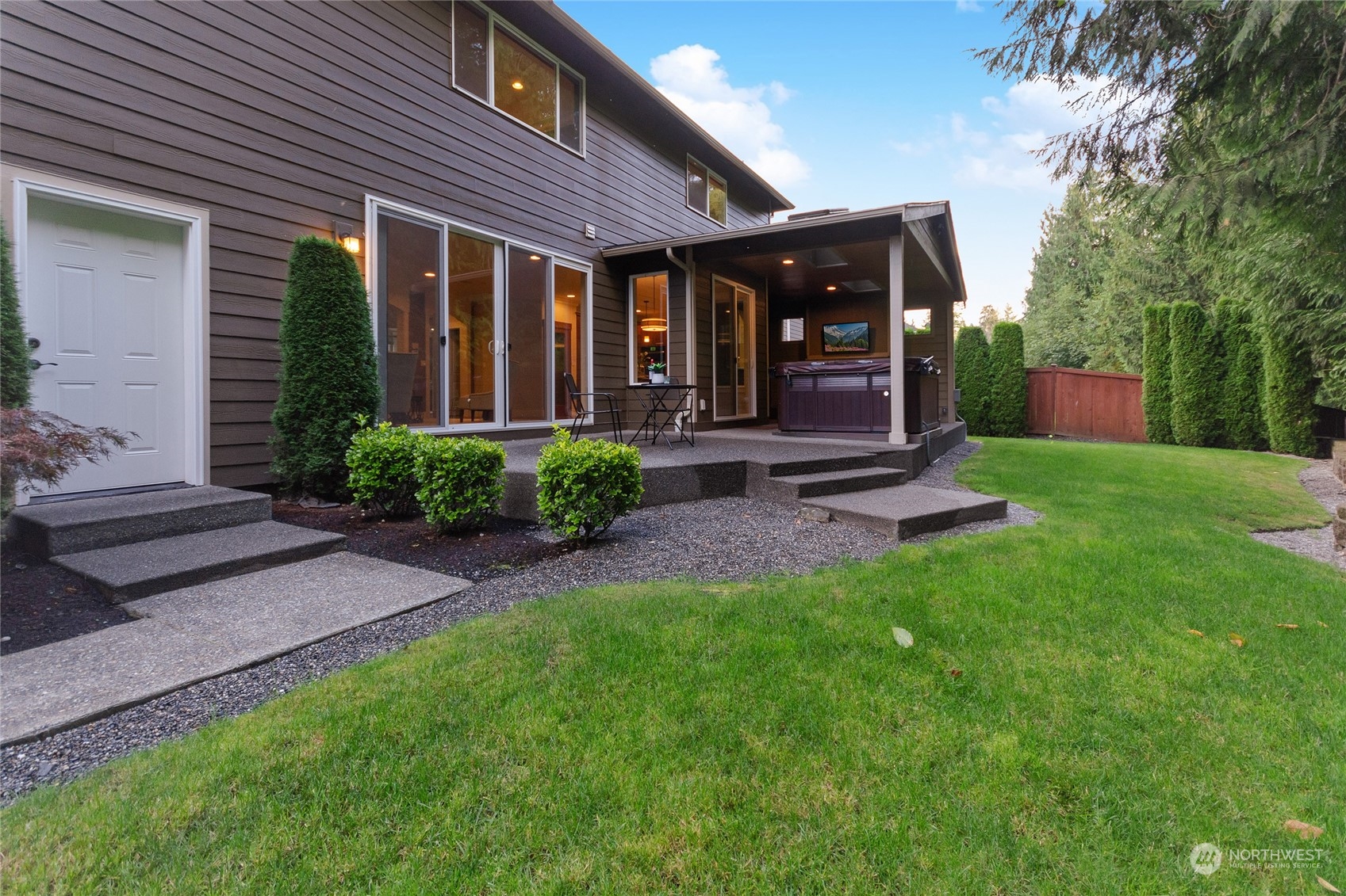 6028 213th Avenue Ct E