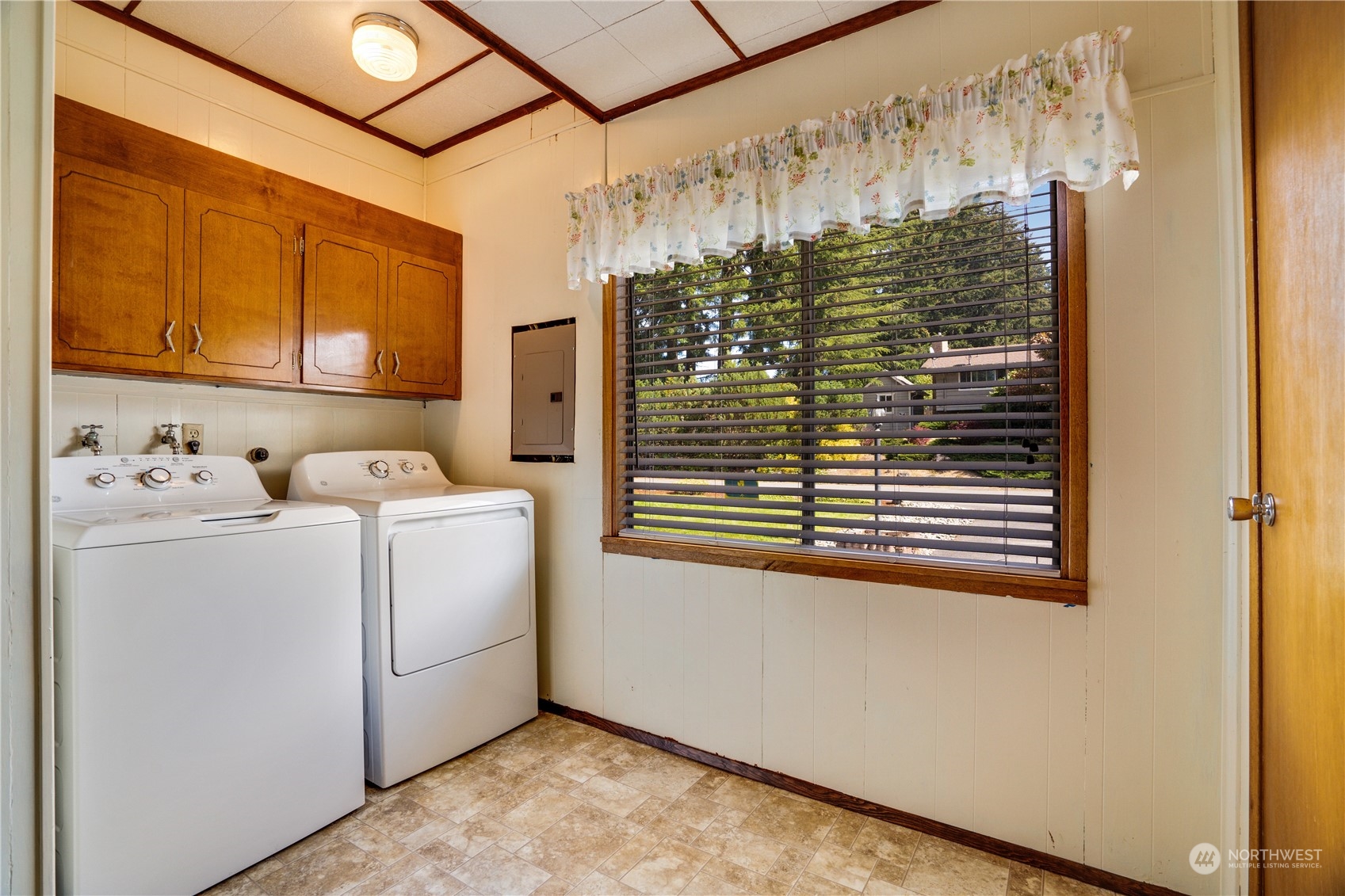 10816 114th Avenue SW